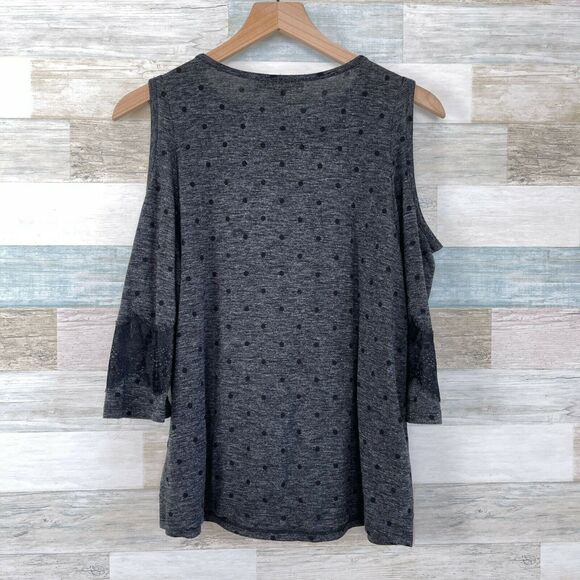 LOFT Lacy Dotted Cold Shoulder Tee Gray Black Lattice Trim Casual Womens Small - Picture 4 of 7